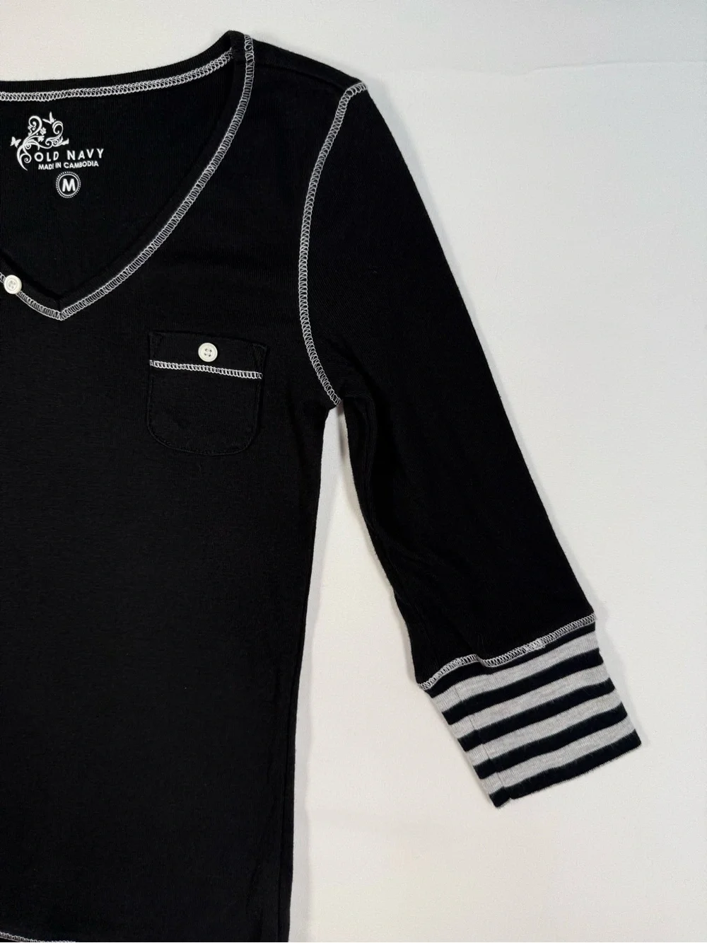 VINTAGE OLD NAVY‎ Girls Y2K Henley M Coquette Mall Goth Indie Sleaze Emo Grunge